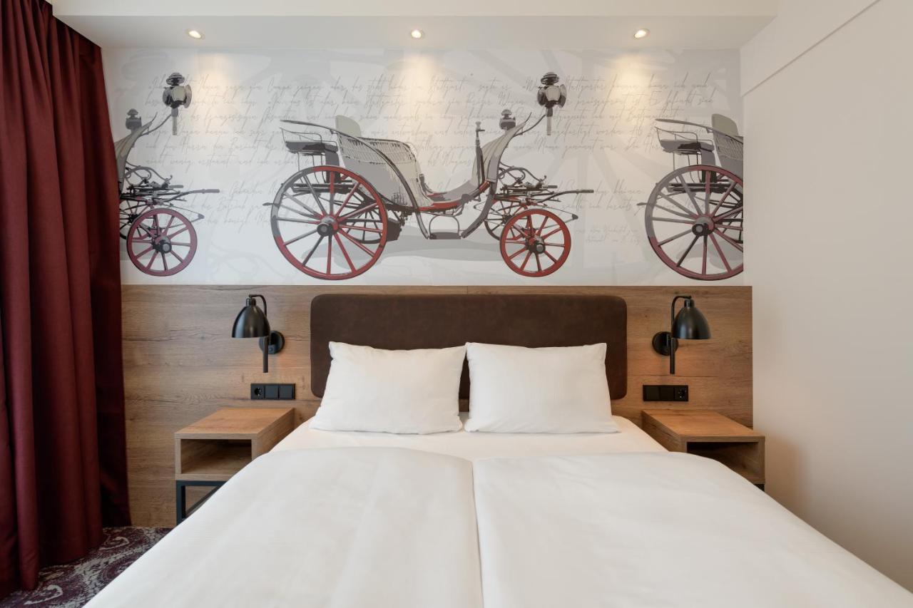 ホテル Ibis Styles コーブルク エクステリア 写真