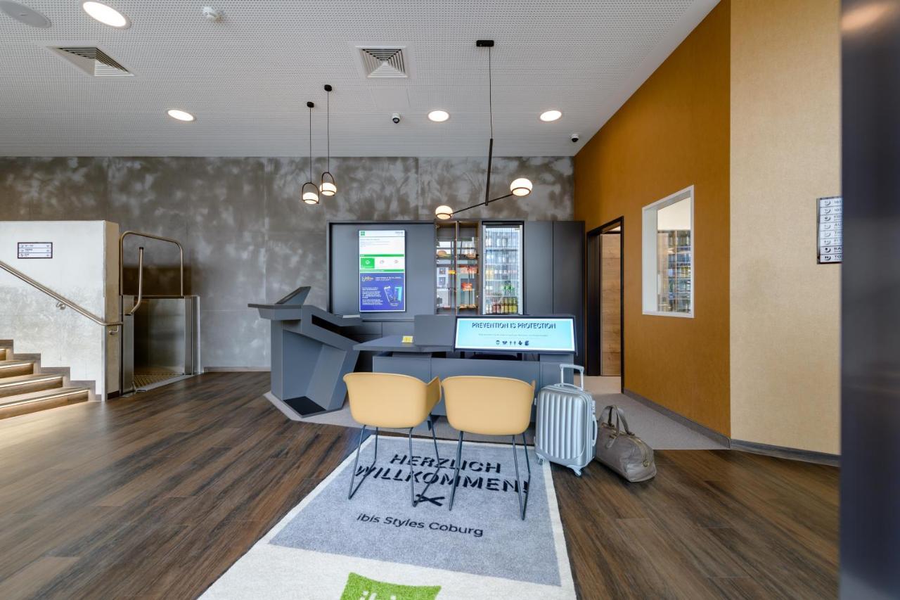 ホテル Ibis Styles コーブルク エクステリア 写真