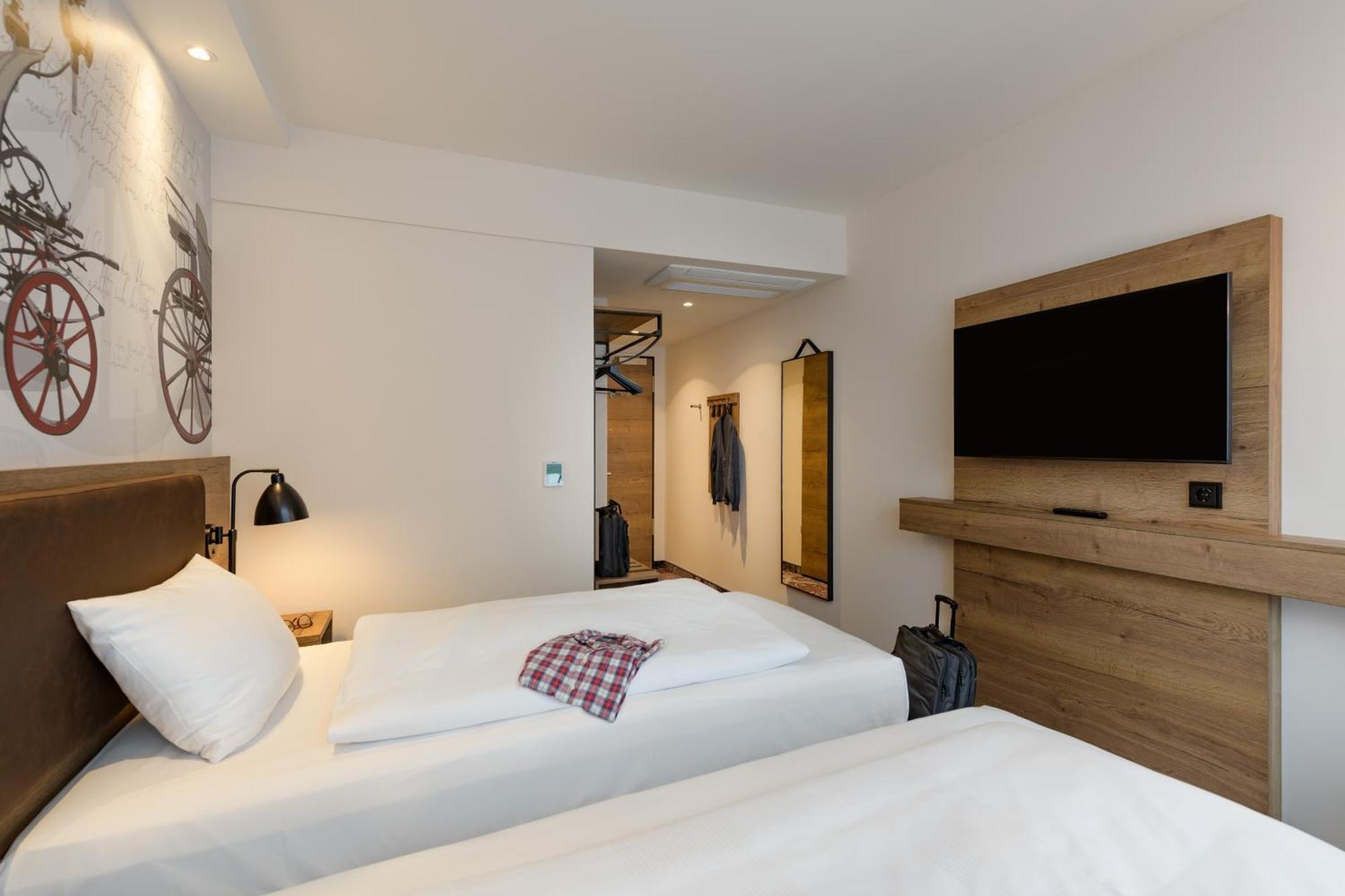 ホテル Ibis Styles コーブルク エクステリア 写真