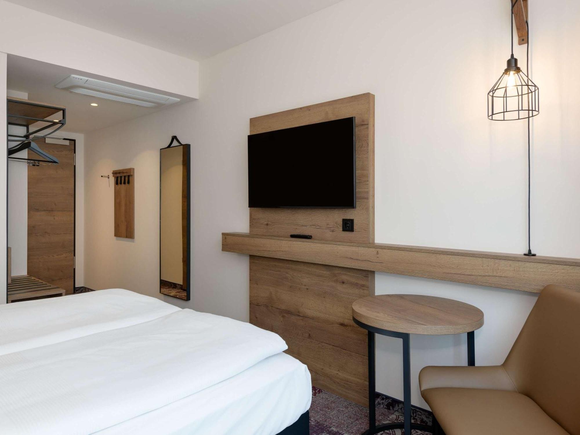 ホテル Ibis Styles コーブルク エクステリア 写真